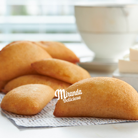 Venezuelan Empanadas | 18 Units | Miranda Delicious