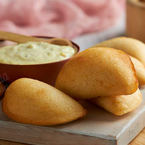 Mini Venezuelan Empanadas | 50 Units | Miranda Delicious